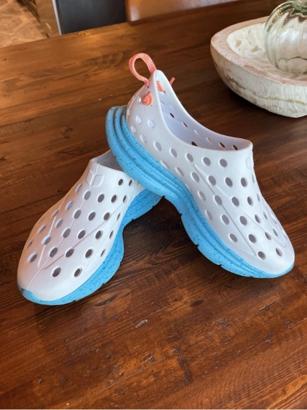 Kane Revive Active Recovery Shoes White Pacific Speckle Blue Slip On Men’s 5